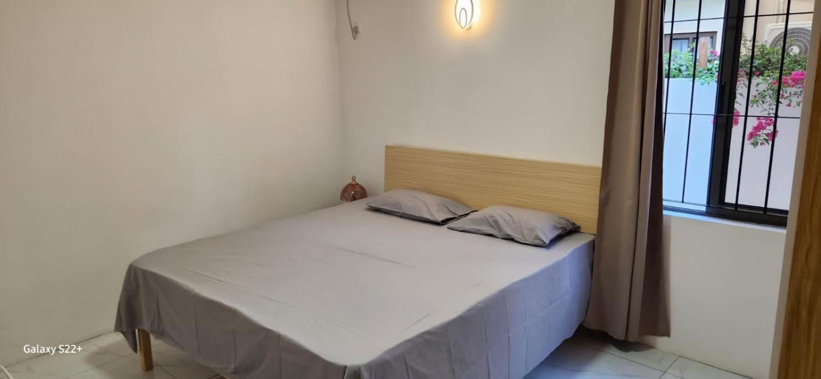 Nayuha Apt B Flic en Flac Luaran gambar